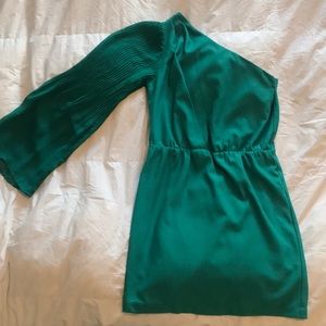 Emerald green one shoulder Esley dress